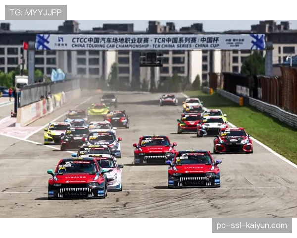 CTCC中国汽车职业联赛4月24-26日上海国际赛车场展开角逐